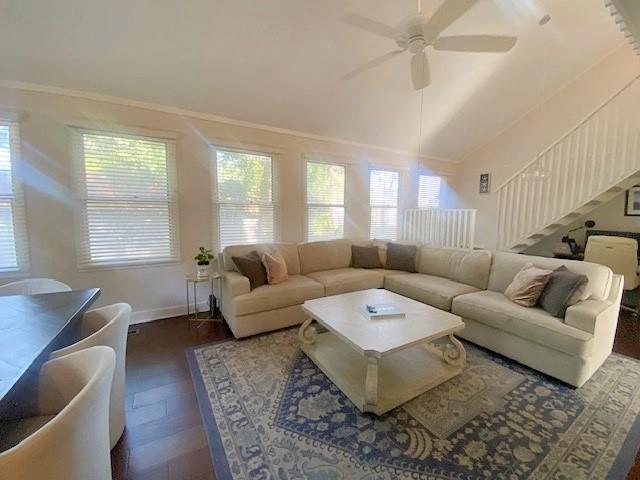 Building Photo - 231 Menendez Ave