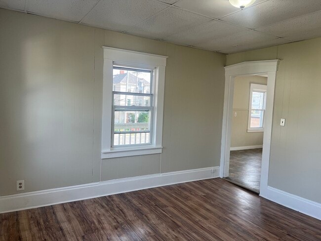Building Photo - 8 Normandy Rd