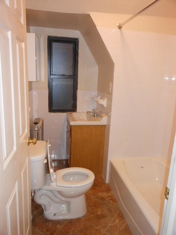 Building Photo - 452 Webster Ave