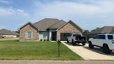 Building Photo - 42160 Atmore Pl