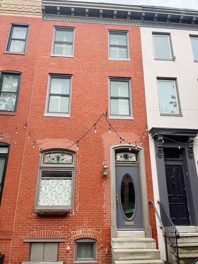 Foto del edificio - 2039 E Lombard St