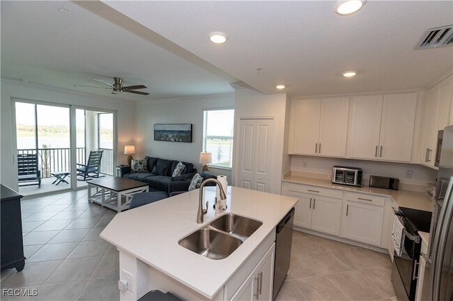 Foto del edificio - 15375 Grn Acrs Ave