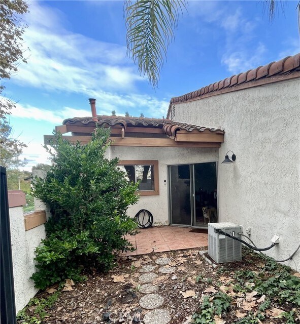 Foto del edificio - 3729 New York St