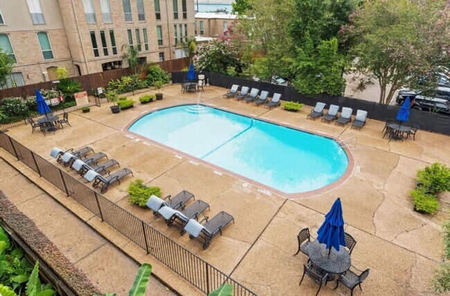 Foto del edificio - 4635 Wild Indigo St