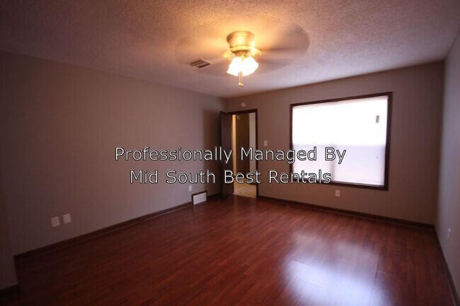 Foto del edificio - 3195 Old Brownsville Rd