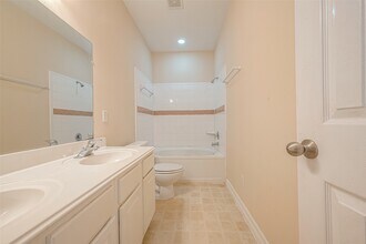 Building Photo - 10355 Panther Point Dr