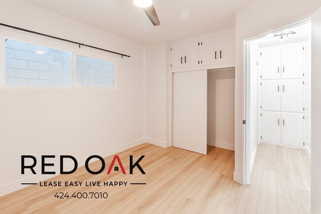 Foto del edificio - 8136 Constance St