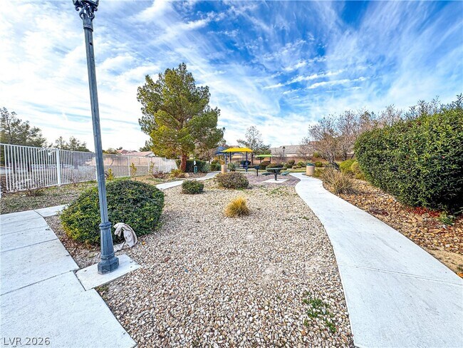 Foto del edificio - 5218 Rock Cabin Ct