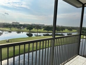 Building Photo - 3100 W Rolling Hills Cir