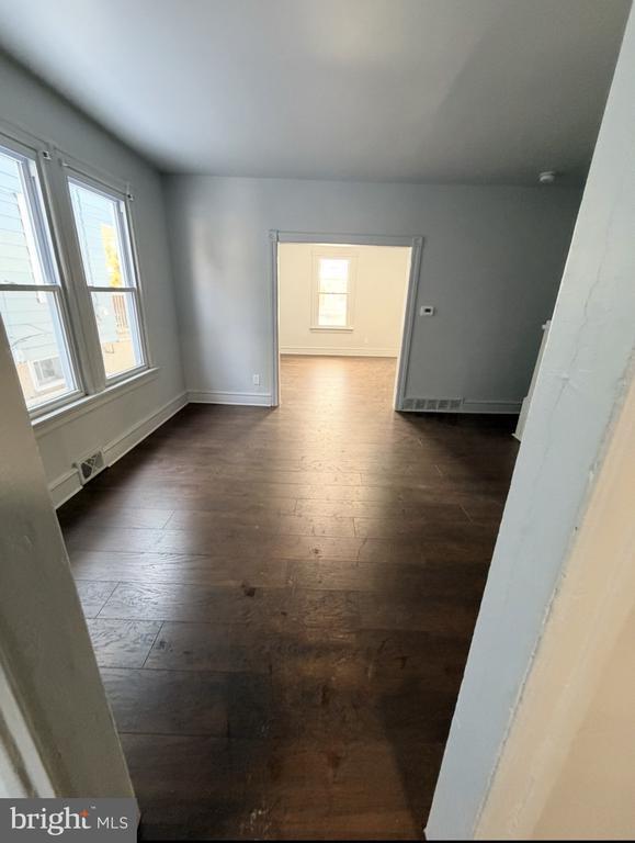 Foto del edificio - 137 Denny Ave