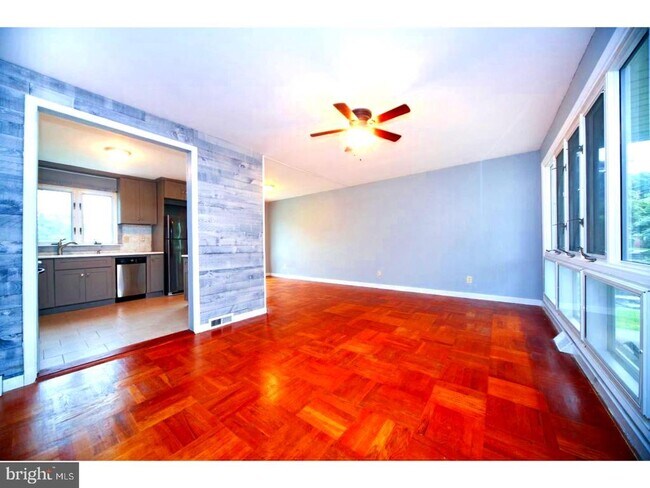 Foto del edificio - 511 Wellington Rd