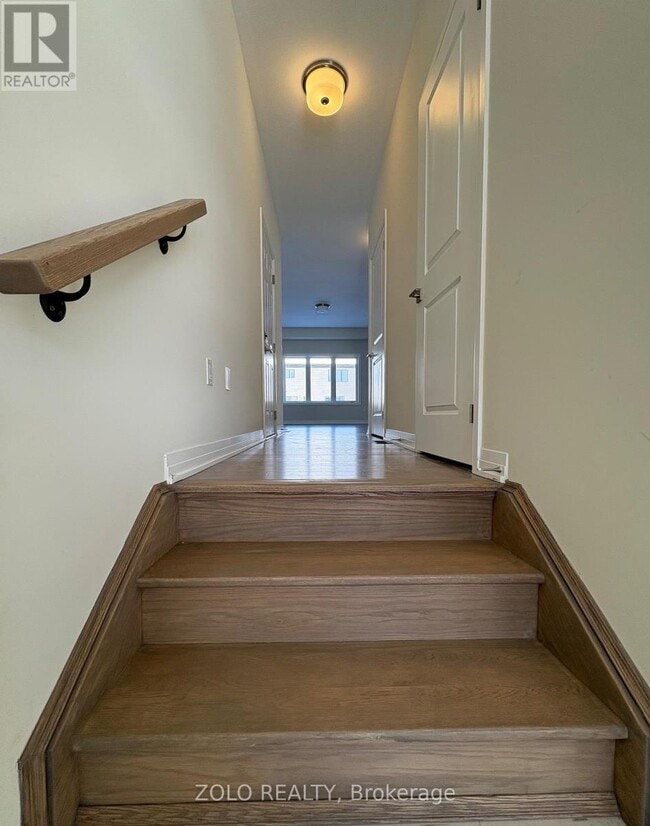 Building Photo - 3172 Searidge St