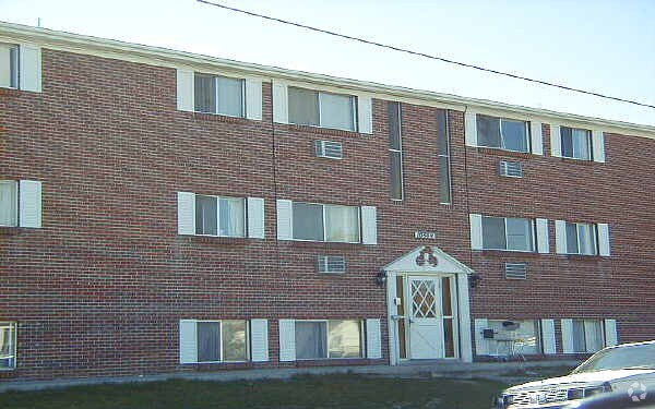 Building Photo - 10444 E 14th Ave