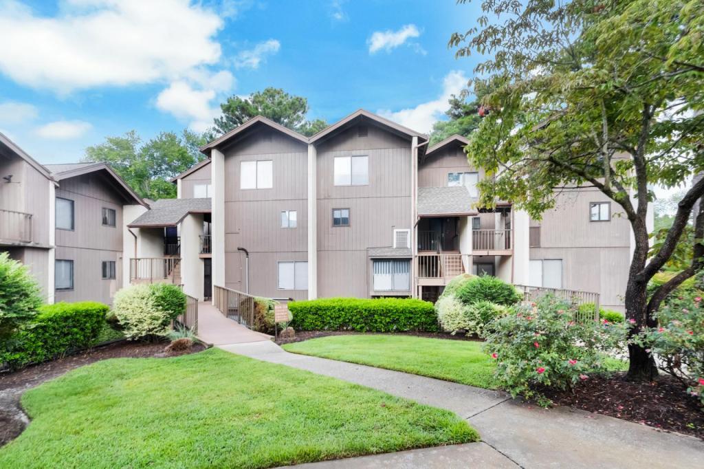 Foto principal - 228 Canal Park Dr