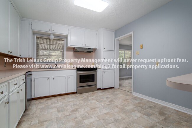 Building Photo - 1612 Plantation Dr