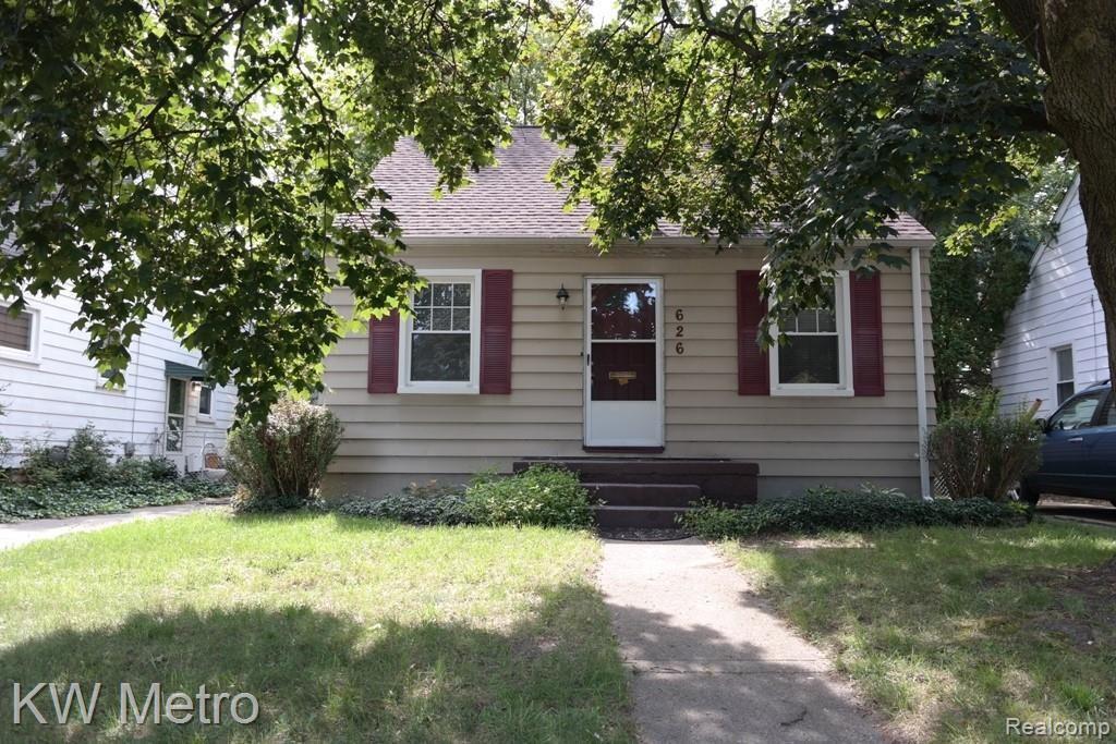 626 E Twelve Mile Rd, Royal Oak, MI 48073 House Rental in Royal Oak