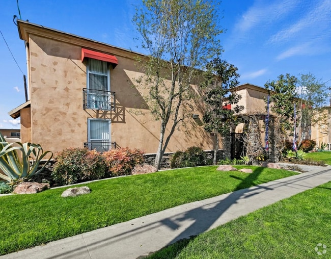 Building Photo - 16229 Woodruff Ave