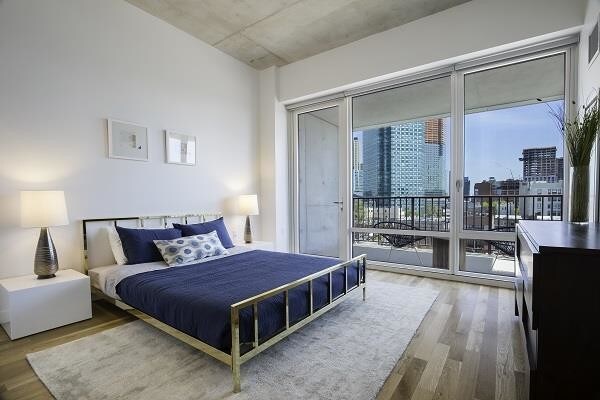 Foto del edificio - 22-22 Jackson Avenue