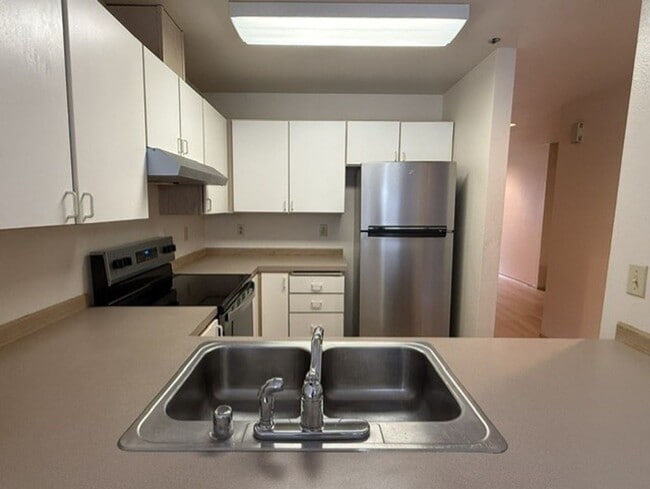 Building Photo - 9916 NE 134th Ct