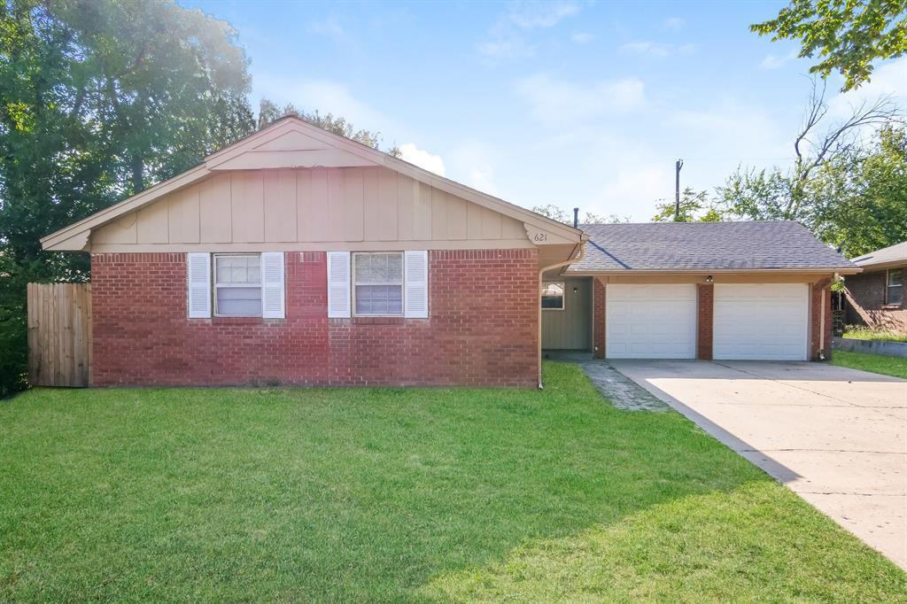 Foto principal - 621 Juniper Ave