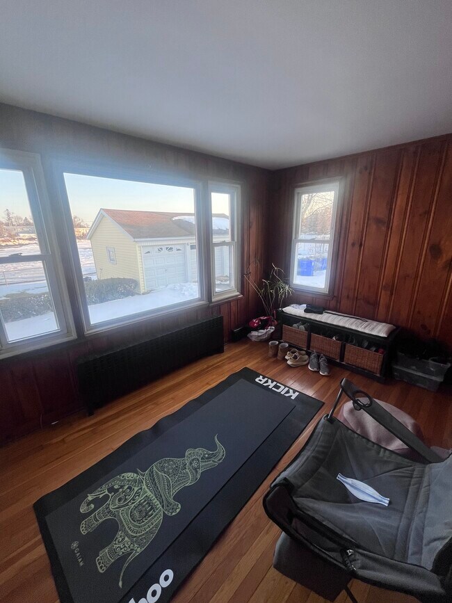 Foto del edificio - 96 Kenwood Ave