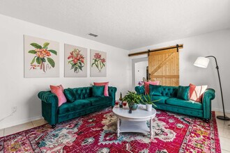 Building Photo - 1040 Hali Ridge Ct