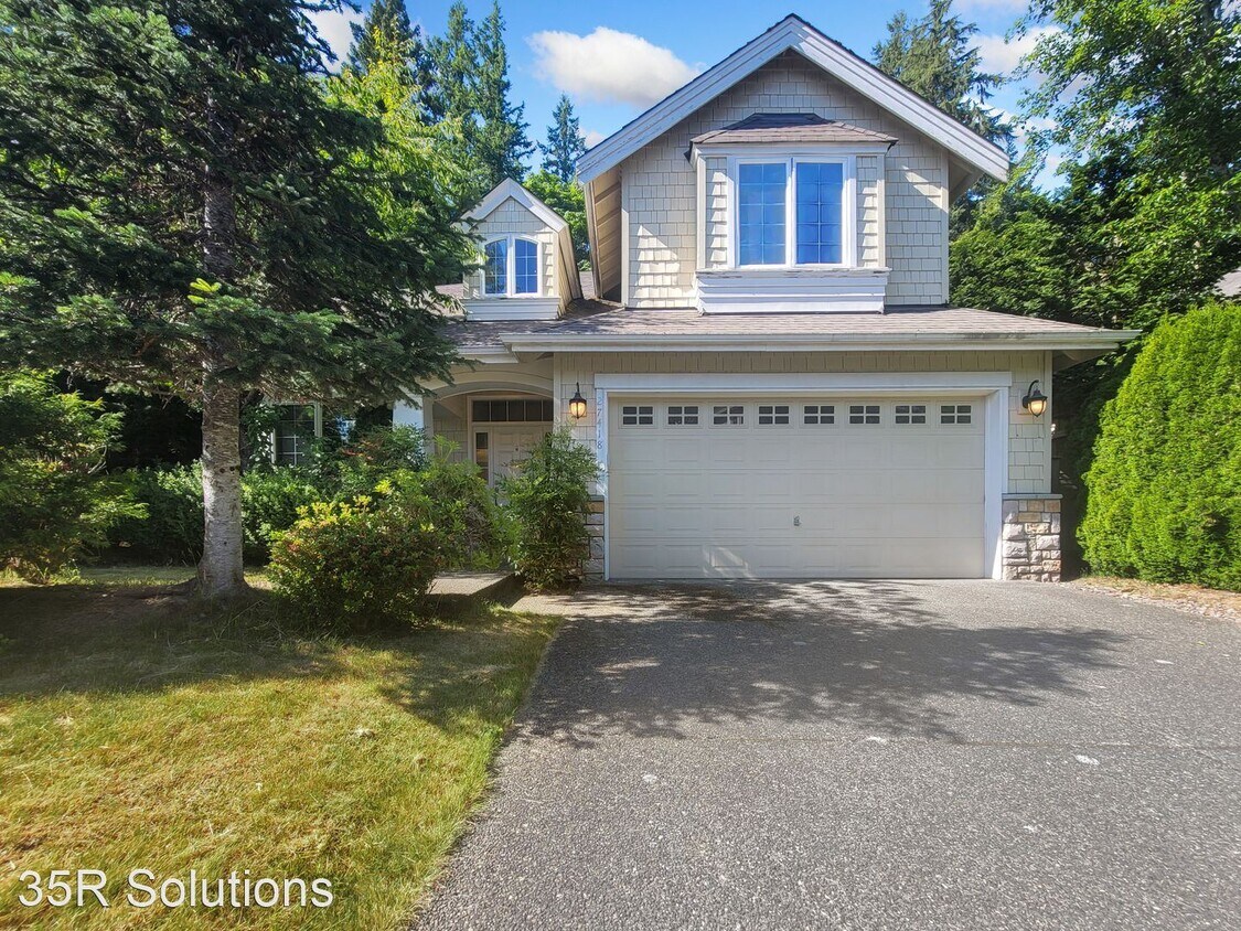 Primary Photo - 4 br, 2.5 bath House - 27418 SE 8th Place