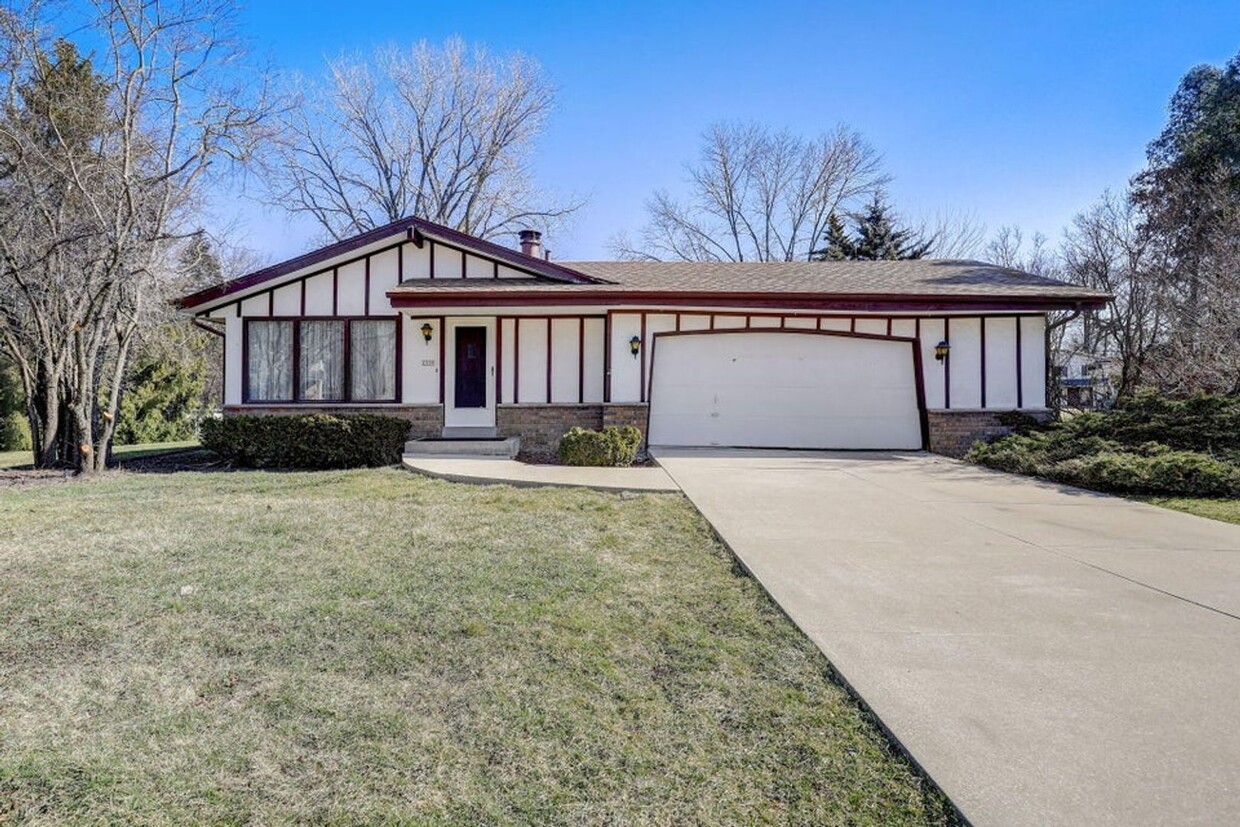 Primary Photo - 3 Bedroom Single Family