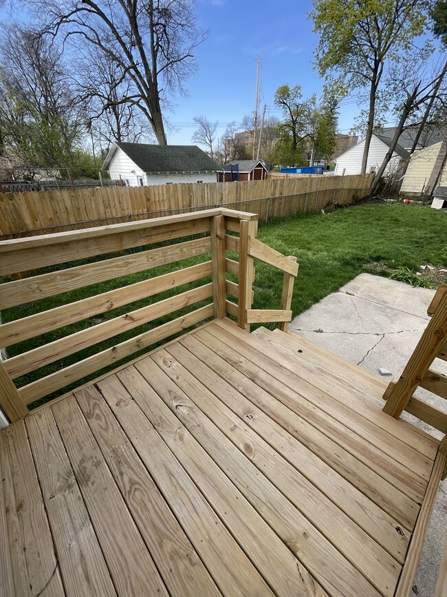 Foto del edificio - 2528 Forest Ave