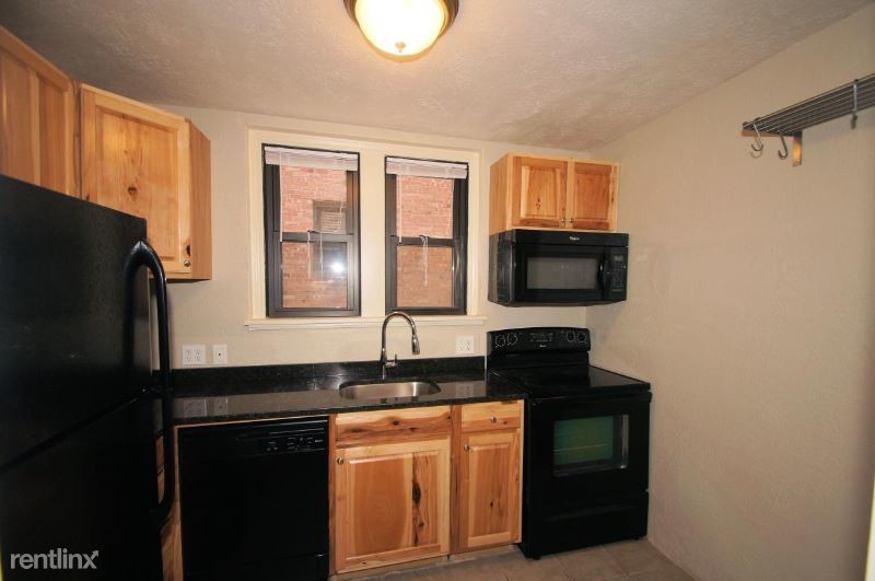 2 br, 1 bath Apartment 773 Shady Drive East Condo for Rent in