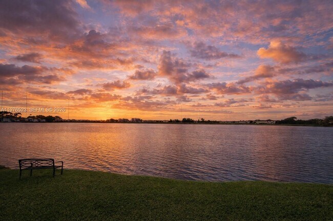 Building Photo - 605 Ives Dairy Rd