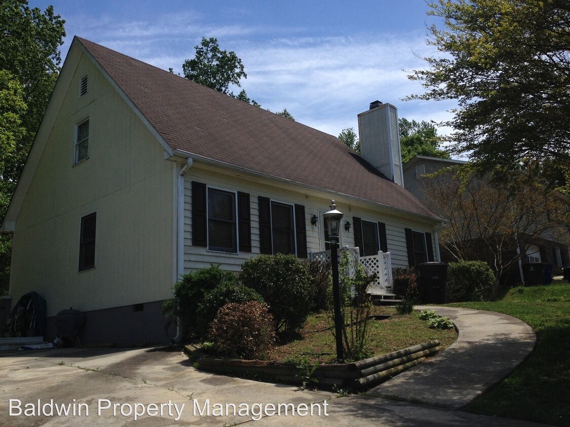 Primary Photo - 3917 Laurel Grove Rd