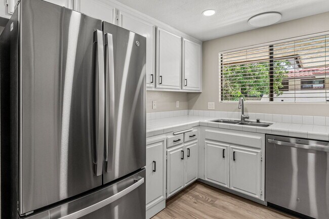 Foto del edificio - 4225 Asher St