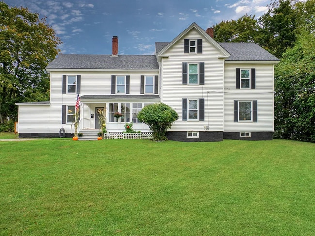 Foto del edificio - 672 Lisbon St