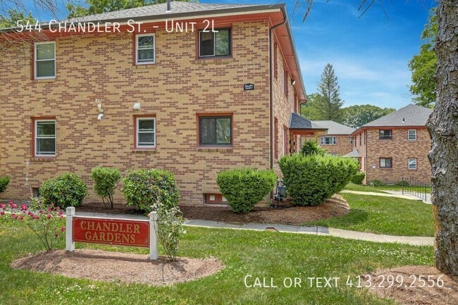 Foto del edificio - 544 Chandler St