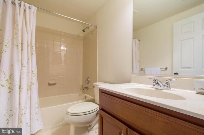 Building Photo - 1318 Grand Canopy Dr