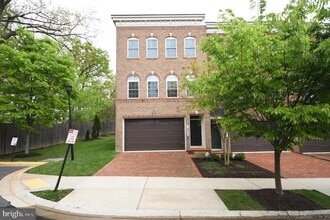 Building Photo - 14823 Wootton Manor Ct