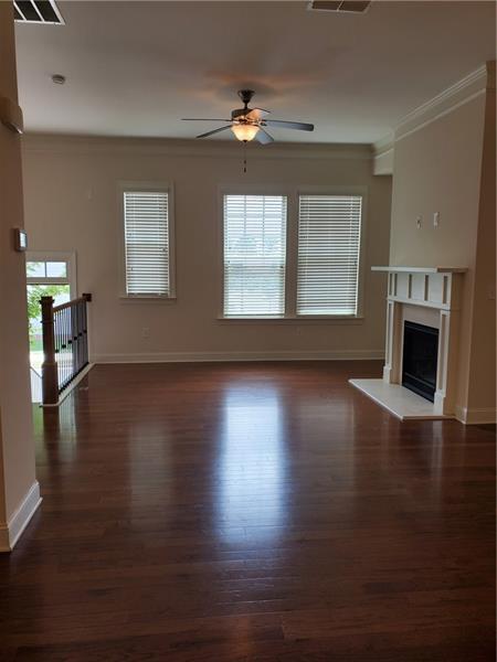 Building Photo - 4355 Donahue Ave