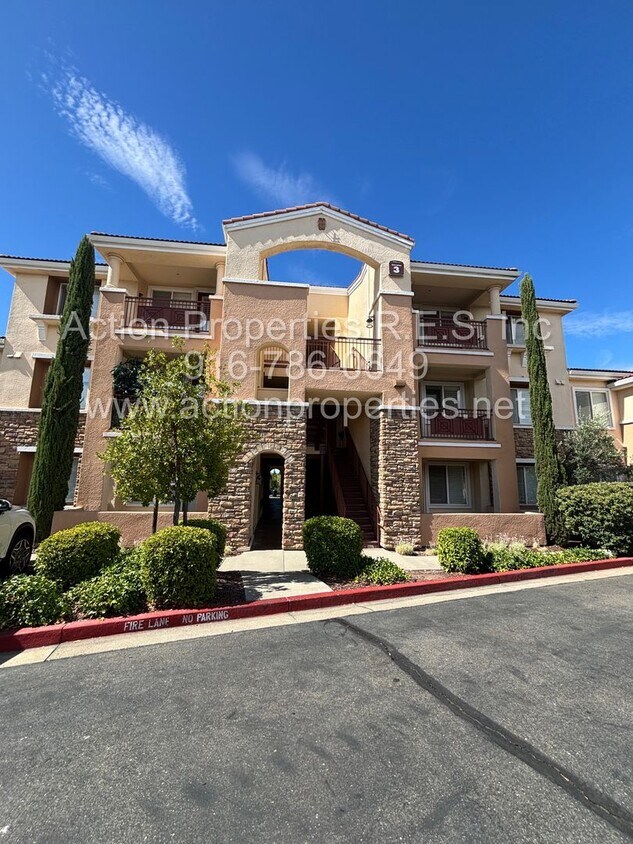 Foto principal - East Roseville - Gated Phoenician - Great ...