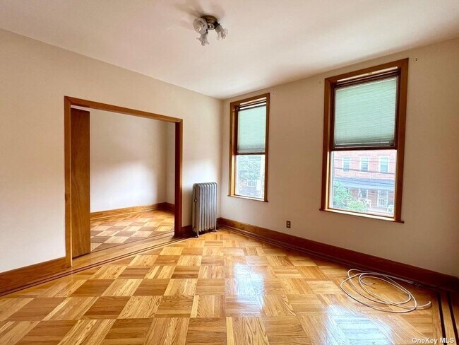 Foto del edificio - 23-38-38 26th St