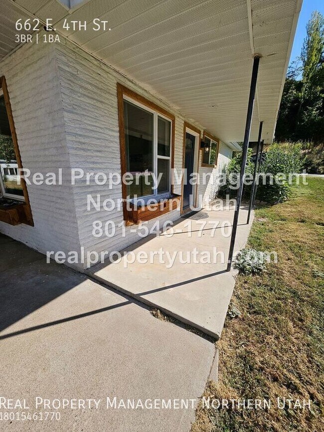 Building Photo - 3 Bedroom 1 Bath Home Now Available in Ogden
