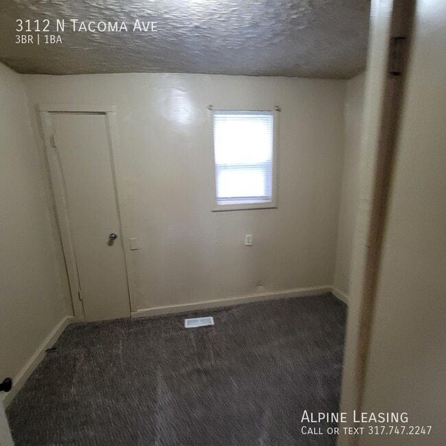Foto del edificio - Martindale-Brightwood 3BR House for RENT!
