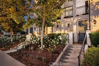 Building Photo - 21412 Dahlia Ct