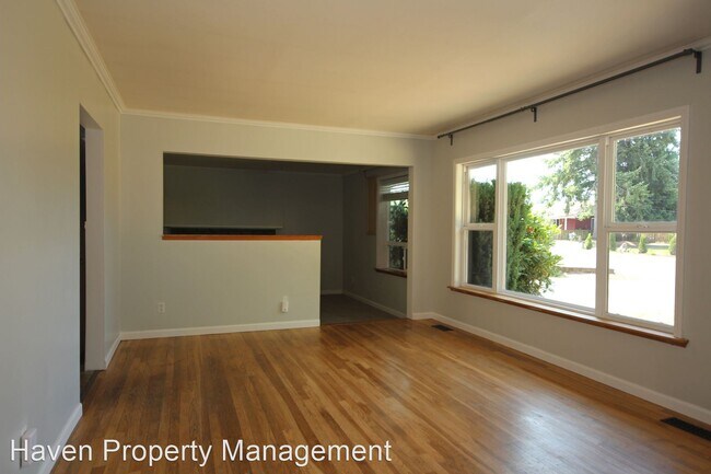 Building Photo - 2 br, 1 bath House - 2925 39th Ave NE