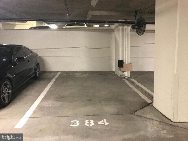 Parking Spot - 888 N Quincy St