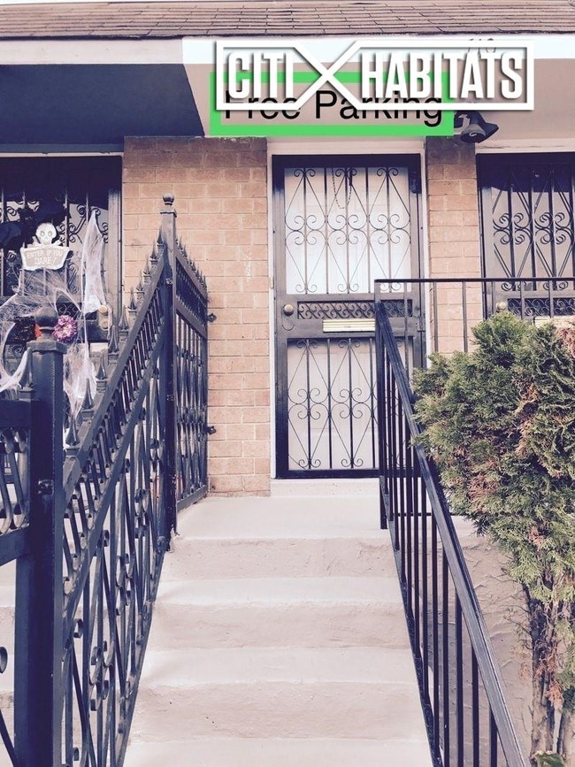 Building Photo - 710 Evergreen Ave