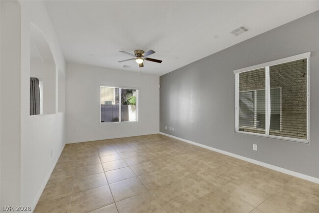 Building Photo - 9366 Fitzwilliam Ave