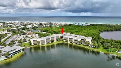 Building Photo - 221 NE Plantation Rd