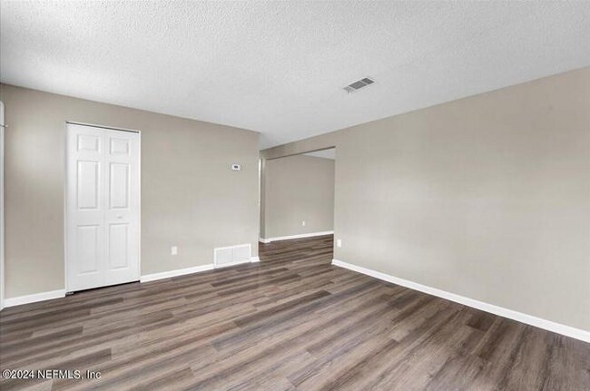 Foto del edificio - 10941 Launa Dr