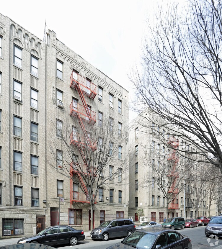 Foto del edificio - 3145 Rochambeau Ave